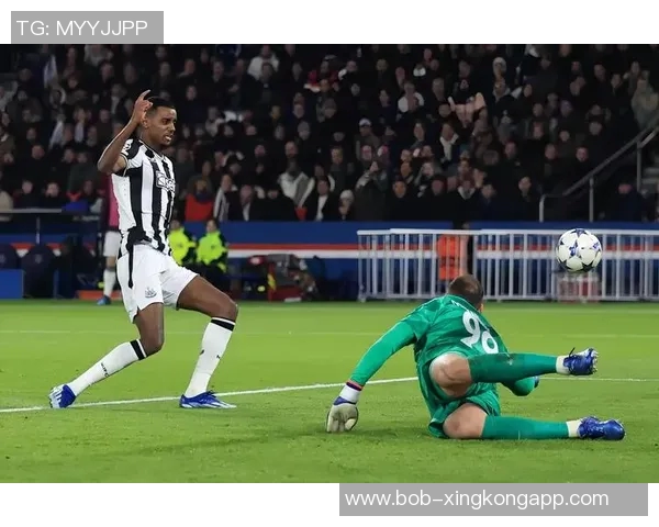 恩里克赛后赞伊桑姆巴佩表现出色为绝平进球喝彩