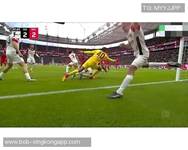 金玟哉因脚部与肩部疼痛缺席法兰克福比赛前景堪忧 金玟哉因脚部与肩部疼痛缺席法兰克福比赛前景堪忧