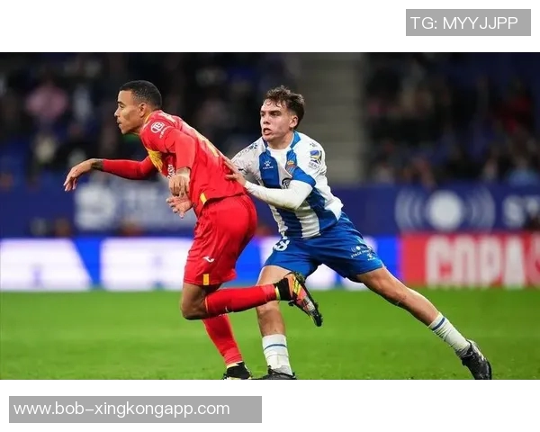 西乙联赛竞争加剧拉科与桑坦德双雄领跑冲甲形势愈发紧张 西乙联赛竞争加剧拉科与桑坦德双雄领跑冲甲形势愈发紧张