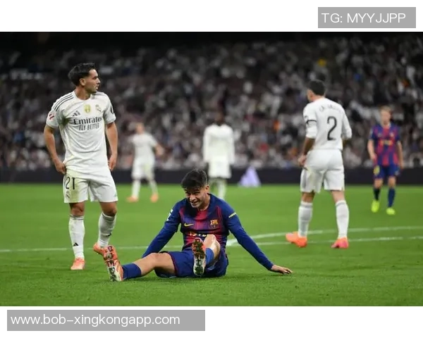 巴萨球员完成本周最后一次训练弗里克再度缺席引发关注 巴萨球员完成本周最后一次训练弗里克再度缺席引发关注