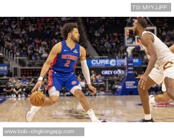 莫布里展现全能进攻能力精准外线三分助力球队再创佳绩 莫布里展现全能进攻能力精准外线三分助力球队再创佳绩