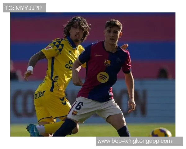 帕尔梅拉斯主帅泪洒赛场感慨逆转胜利带来的深刻解脱与感动 帕尔梅拉斯主帅泪洒赛场感慨逆转胜利带来的深刻解脱与感动