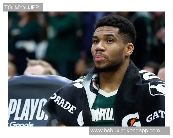 字母哥妻子经过沟通带娃回雅典结束两地分居生活