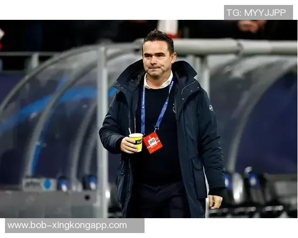 奥维马斯坚定留在安特卫普阿贾克斯主帅更迭频繁引发关注 奥维马斯坚定留在安特卫普阿贾克斯主帅更迭频繁引发关注