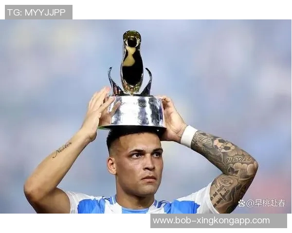 劳塔罗荣膺最佳阵容感谢队友支持称个人荣誉离不开你们 劳塔罗荣膺最佳阵容感谢队友支持称个人荣誉离不开你们