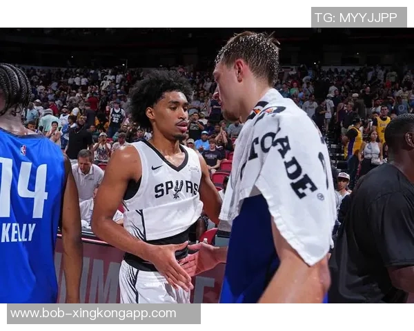 名记称哈珀与卡斯尔为马刺非卖品他们将与文班携手打造新辉煌 名记称哈珀与卡斯尔为马刺非卖品他们将与文班携手打造新辉煌