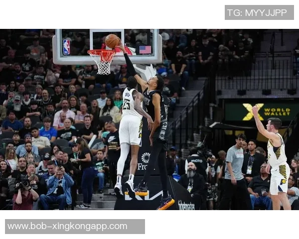 文班亚马全场数据耀眼却失误频繁13投7中斩获27分11篮板4助攻3抢断1盖帽